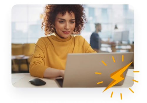 Can I customize my website with Rocket CRM?